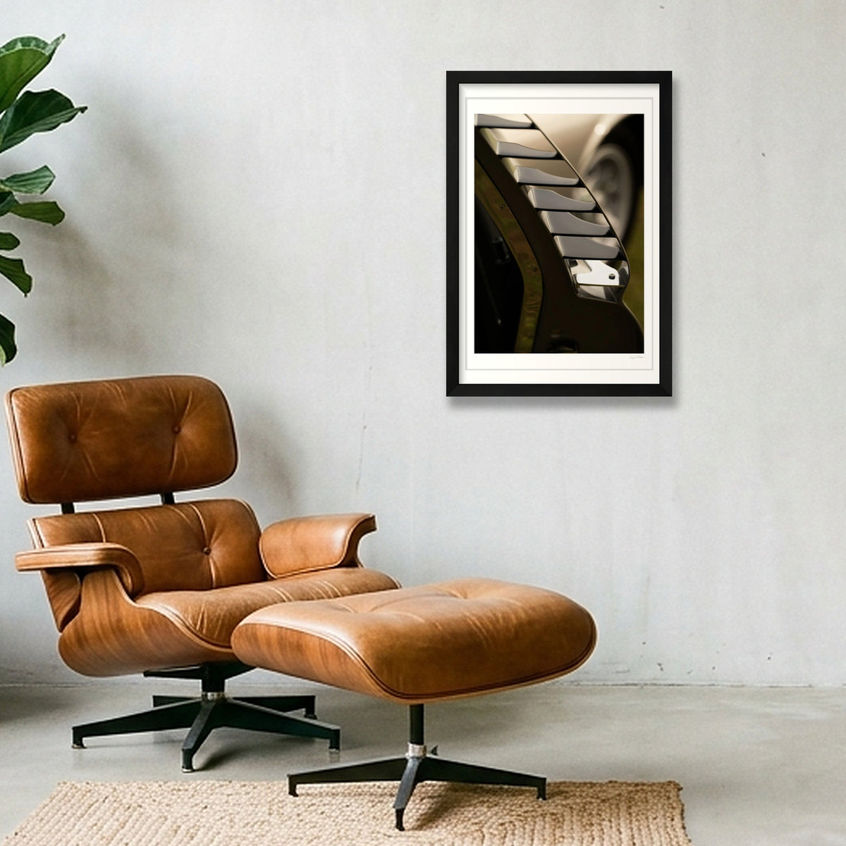 Chrome Gills — 30×45cm, 12×18" Black Frame
